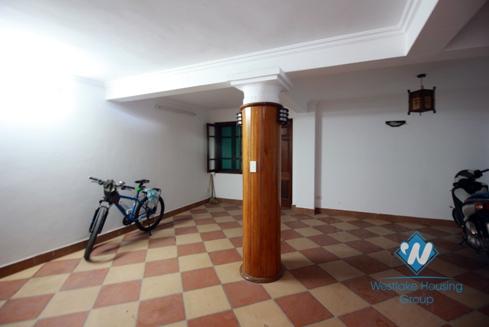 03 bedrooms house for rent in Xuan Dieu Street, Tay Ho, Hanoi
